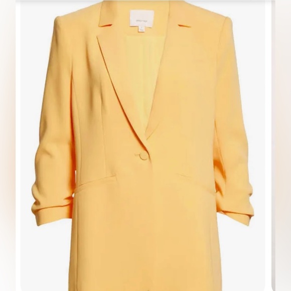NWT cinq a sept Khloe blazer in Sunset. Size 0. Never been worn - Picture 3 of 4